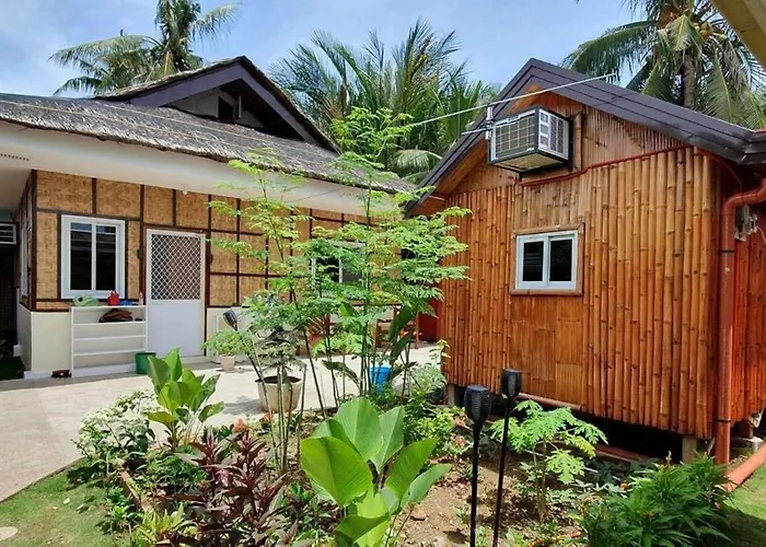 Gasthof Modern Bahay Kubo With Hot And Cold Shower *