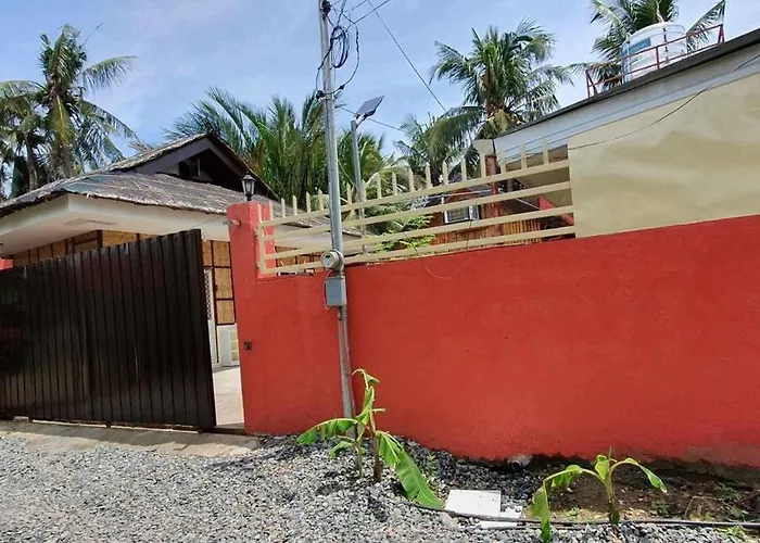 Gasthof Modern Bahay Kubo With Hot And Cold Shower Minglanilla